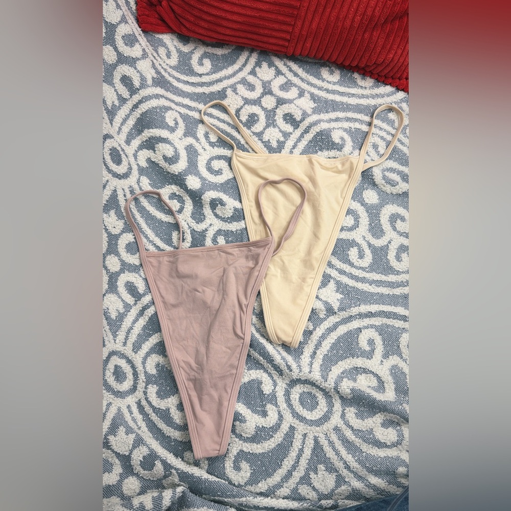 Bundle Of 2 Thongs Skims Sand & Dusk Color T-String Thong Size 3X NWT Panties